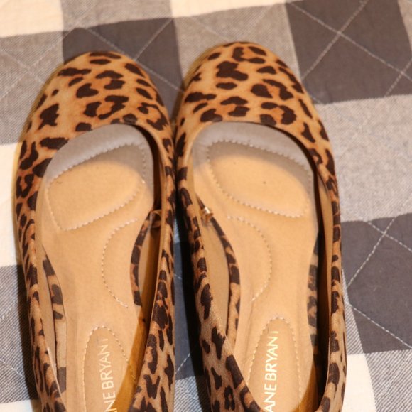 Torrid - Picture 7 of 12